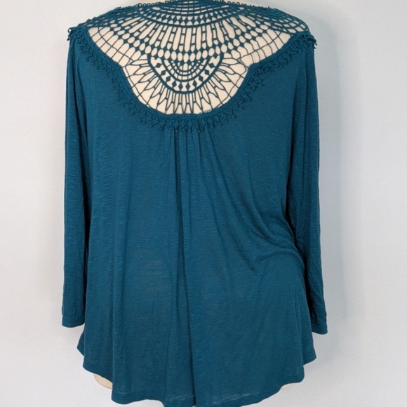 Eyeshadow brand boho crochet blouse - Picture 4 of 6